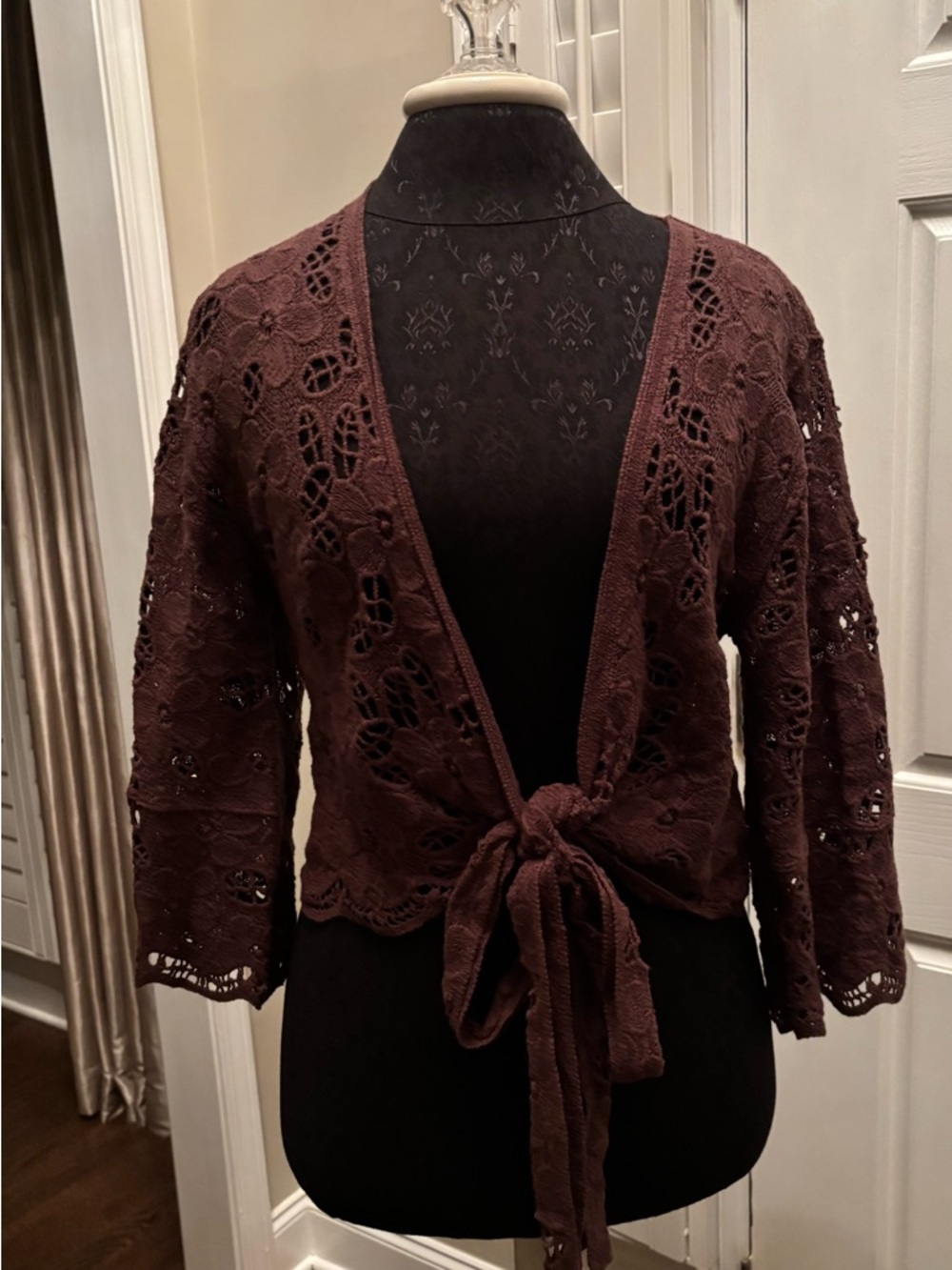 NWT HOUSE OF HARLOW 1960 WOMEN'S TIE FRONT CROCHET CARDIGAN- ONE SIZE